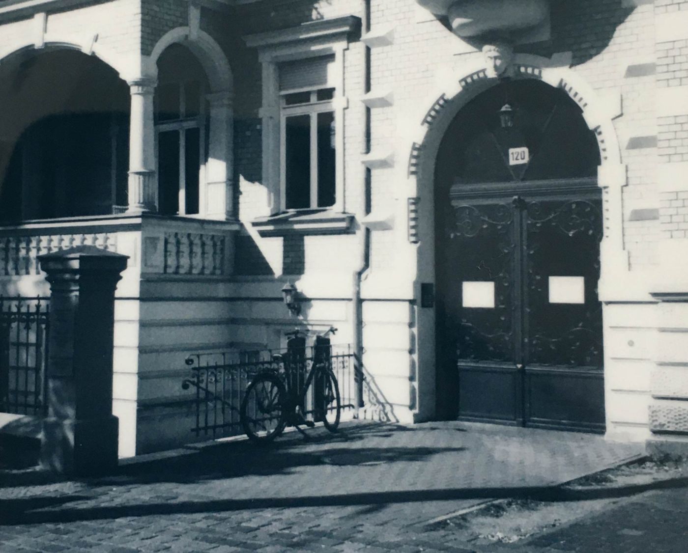 Irgendwann im Leben ist es zu spät zum Weglaufen – Es ist nie zu spät.